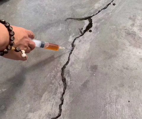 太原混凝土裂缝修补技术详解​